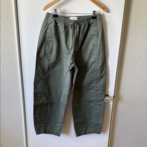 Abercrombie & Fitch Pull On Barrel Pants M